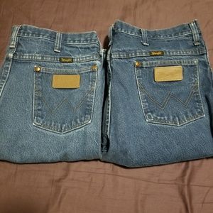 2 Pairs of Regular Fit Wrangler Pants